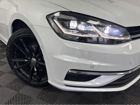 2019 Volkswagen Golf *VOLKSWAGEN GOLF TSI* *LOW MILEAGE* *HEATED LEATHER ELECTRIC SEATS* *WIDE PRONAV SCREEN* *REVERSE CAMERA* *PARKING SENSORS* *DSG AUTOMATIC* *FINANCE AVAILABLE* *TRADE INS WELCOME* €21,950 thumbnail