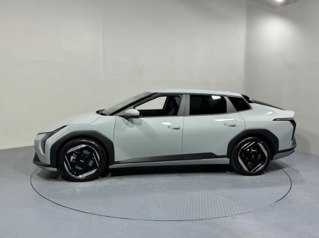 2026 Kia EV4 - photo 4