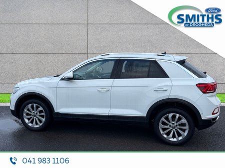2023 Volkswagen T-Roc STYLE 1.5TSI 150HP €32,950 thumbnail