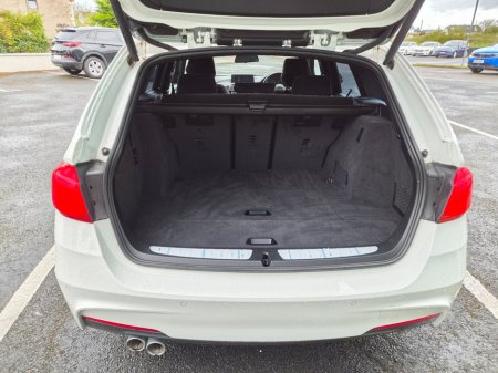 2018 BMW 3 Series - view 4