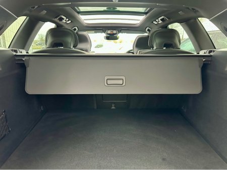 2025 Volvo XC60 ++SOLD++ + T6 PHEV A RECHARGE PLUS EDITION AWD BLACK thumbnail