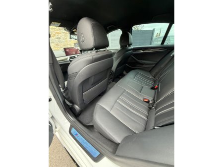 2020 BMW 5 Series - thumbnail 17
