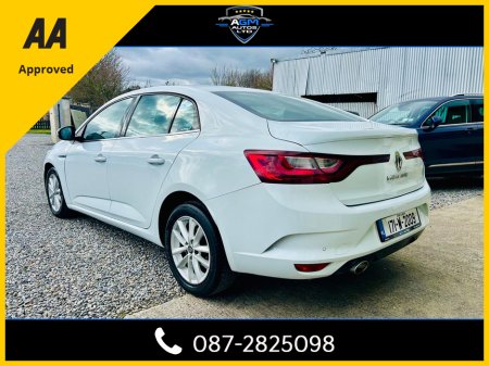 2017 Renault Megane - thumbnail 6