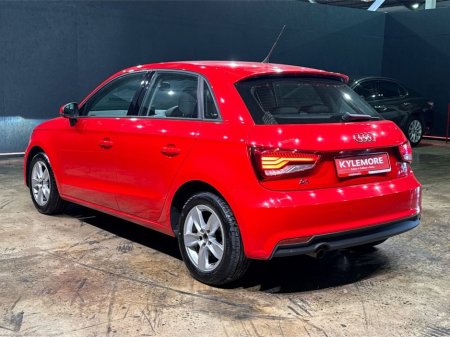2018 Audi A1 - thumbnail 5
