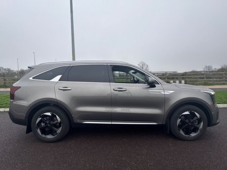 2025 Kia Sorento DSL new model 7S, 2.2 diesel auto, *7 year warranty* *3 year AA* *3.9% finance* Apple CarPlay, Sat Nav, Heated Steering Wheel, Touch Screen Info €65,900