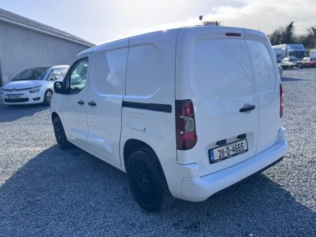 2021 Opel Combo - thumbnail 7
