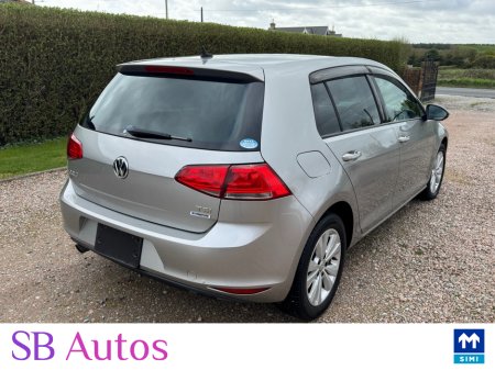 2017 Volkswagen Golf - thumbnail 4