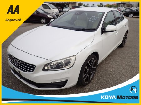 2016 Volvo S60 2.0 D4 SE DYNAMIC PLUS DIESEL AUTOMATIC // TINY KMS // MASSIVE SPEC //  FULL HEATED LEATHER // REVERSING CAMERA // CRUISE CONTROL // LANE ASSIST // COLLISION WARNING SYSTEM // UPGRADED SPORT ALLOYS