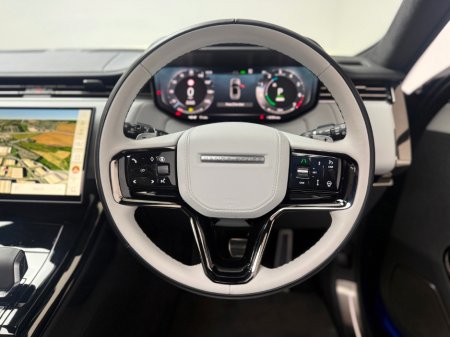 2025 Land Rover Range Rover Sport AUTOBIOGRAPHY €137,990 thumbnail