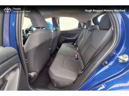 2023 Toyota Yaris HYBRID LUNA, VERY LOW MILEAGE! €23,995 thumbnail