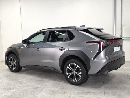 2024 Toyota bZ4X - thumbnail 8