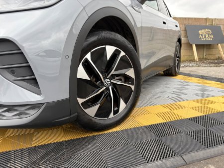 2023 Volkswagen ID.4 - thumbnail 3