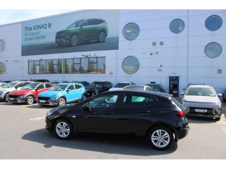 2021 Opel Astra - photo 2