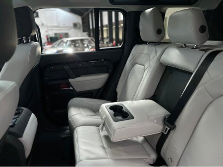 2026 Land Rover Defender - thumbnail 22