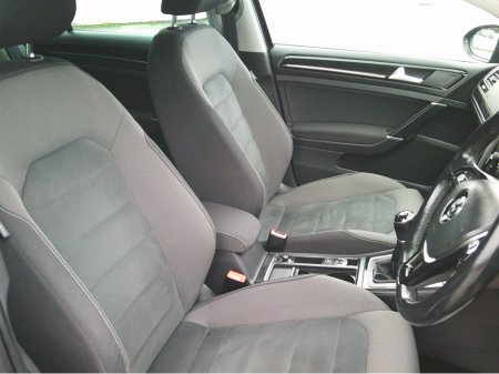 2018 Volkswagen Golf NEW NCT 2028, HIGHLINE, HEATED SEATS, REVERSE CAMERA, SAT./NAV., CRUISE, €190 TAX, LOW KMS. HISTORY. €16,999 thumbnail