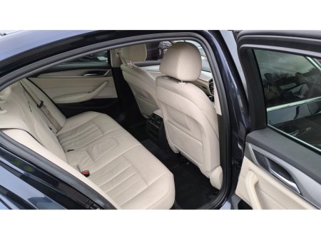 2017 BMW 5 Series - thumbnail 6