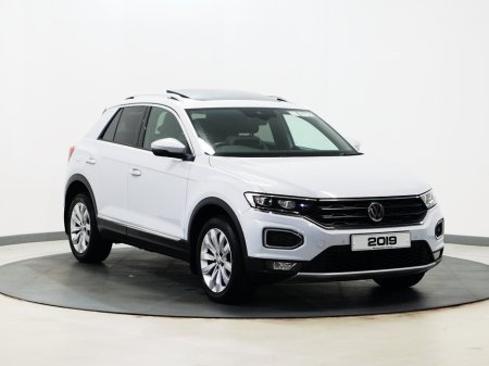 2019 Volkswagen T-Roc *80* SPORT 1.5 TSI MANUAL 6SPEED FWD 150HP 5 5DR €19,800 thumbnail