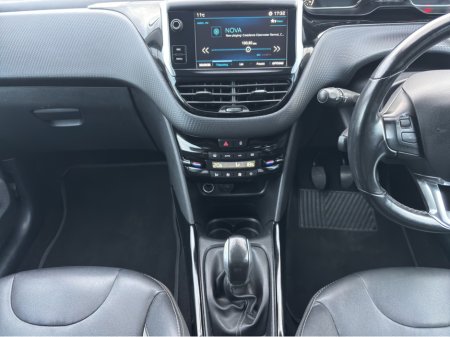 2017 Peugeot 2008 - thumbnail 14