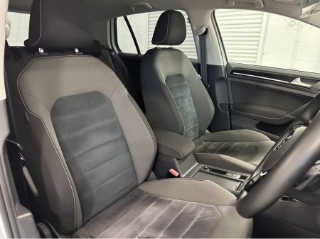 2014 Volkswagen Golf (142) HIGHLINE 1.4TSI DSG LOW KMS VW/AUDI SPECIAISTS WWW.DENISDARCYCARS.IE €12,950 thumbnail