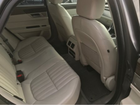 2018 Jaguar XF - thumbnail 12
