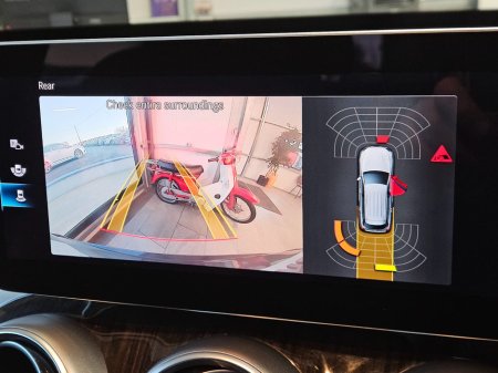 2021 Mercedes-Benz GLC Class GLC220d 4MATIC €35,950 thumbnail