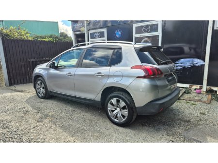 2018 Peugeot 2008 - thumbnail 5