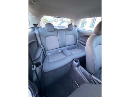 2014 MINI Hatch D XN12 2DR ONE €7,950