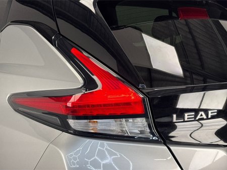 2023 Nissan Leaf PREMIUM 40KW**HEATED FRONT SEATS**HEATED MULTIFUNCTIONAL STEERING WHEEL**SEMI DIGITAL DASH**TOUCHSCREEN BLUETOOTH MEDIA**NAVIGATION**REVERSE CAMERA**PARKING SENSORS**ECO MODE**CRUISE CONTROL €17,995 thumbnail