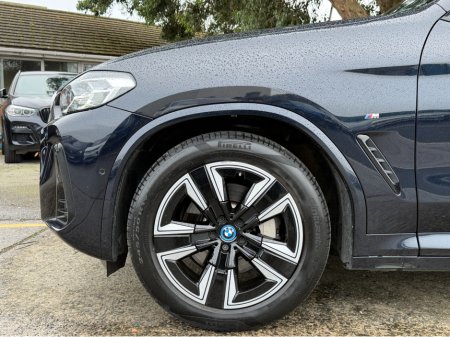 2022 BMW iX3 - thumbnail 4