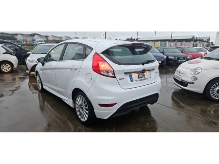 2016 Ford Fiesta automatic titanium/zetec s 1.0 eco very low kms €10,950 thumbnail