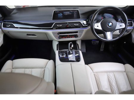 2020 BMW 7 Series - thumbnail 13