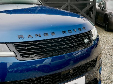 2025 Land Rover Range Rover Sport 3.0 I6 PHEV 550 PS Autobiography €139,950 thumbnail