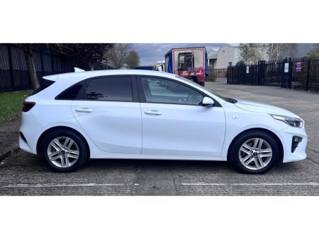 2022 Kia Ceed COMMERCIAL €14,430