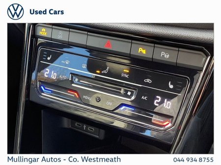 2023 Volkswagen T-Roc 2.0 TDI 116HP R-Line €32,450 thumbnail