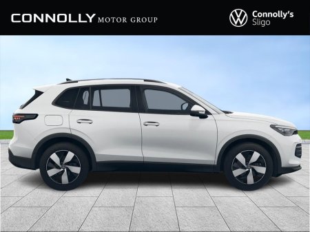2026 Volkswagen Tiguan - thumbnail 3