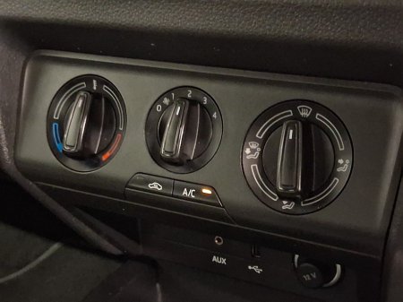 2015 Skoda Fabia - thumbnail 12