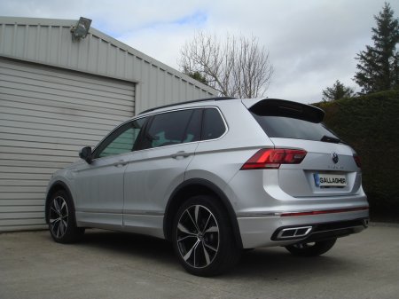 2023 Volkswagen Tiguan - thumbnail 3
