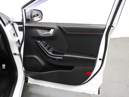 2021 Ford Puma - thumbnail 23