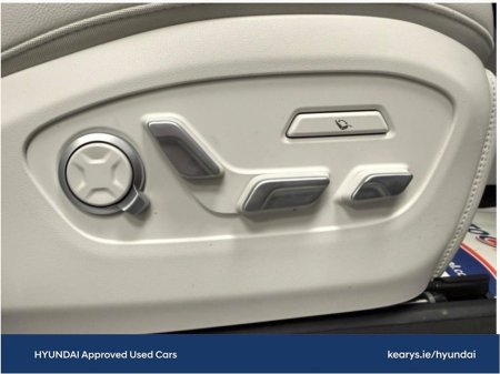 2026 Hyundai Ioniq 9 Platinum €79,900 thumbnail