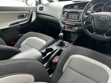 2015 Kia Ceed - thumbnail 16