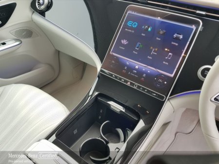 2025 Mercedes-Benz EQE - thumbnail 13