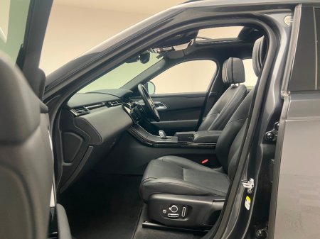 2024 Land Rover Range Rover Velar DYNAMIC HSE €64,990 thumbnail