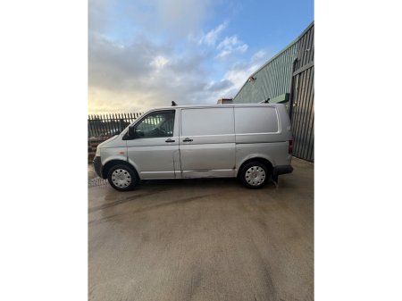 2006 Volkswagen Transporter  €2,250 thumbnail