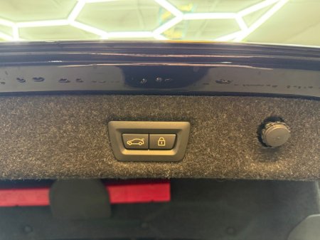 2017 BMW 5 Series - thumbnail 35