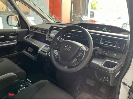 2020 Honda Stepwagon - thumbnail 9