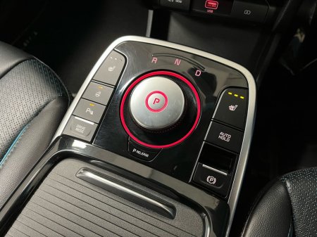 2022 Kia e-Niro - thumbnail 4