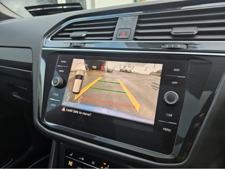 2022 Volkswagen Tiguan DEPOSIT TAKEN €38,950 thumbnail