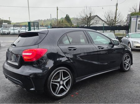 2013 Mercedes-Benz A Class A180 AMG INTERIOR HALF LEATHER - ALCANTARA SEATS / HI SPEC / LOW ROAD TAX BAND / SIMI DEALER thumbnail