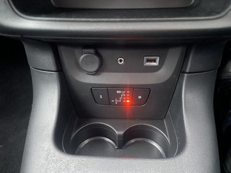 2018 Citroen C3 - thumbnail 17