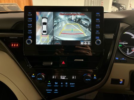 2023 Toyota Camry HYBRID PLATINUM AUTO // FULL LEATHER HEATED & COOLING ELECTRIC SEATS // BLUETOOTH // SAT-NAV // REAR CAMERA & PARK ASSIST // FULL WARRANTY €44,945 thumbnail